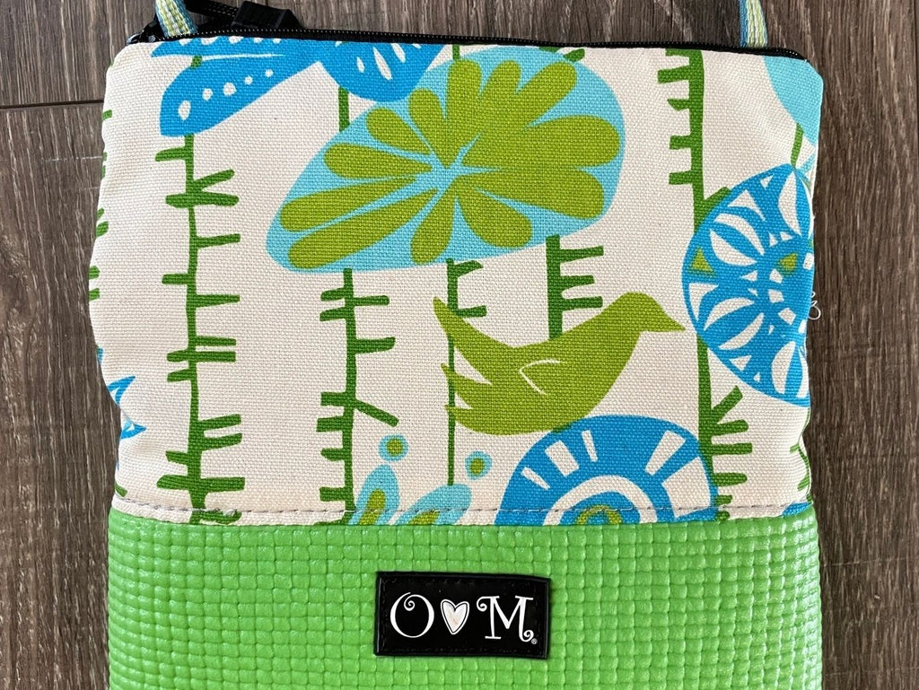 Crossbody Bag in Stella Green Bird Print