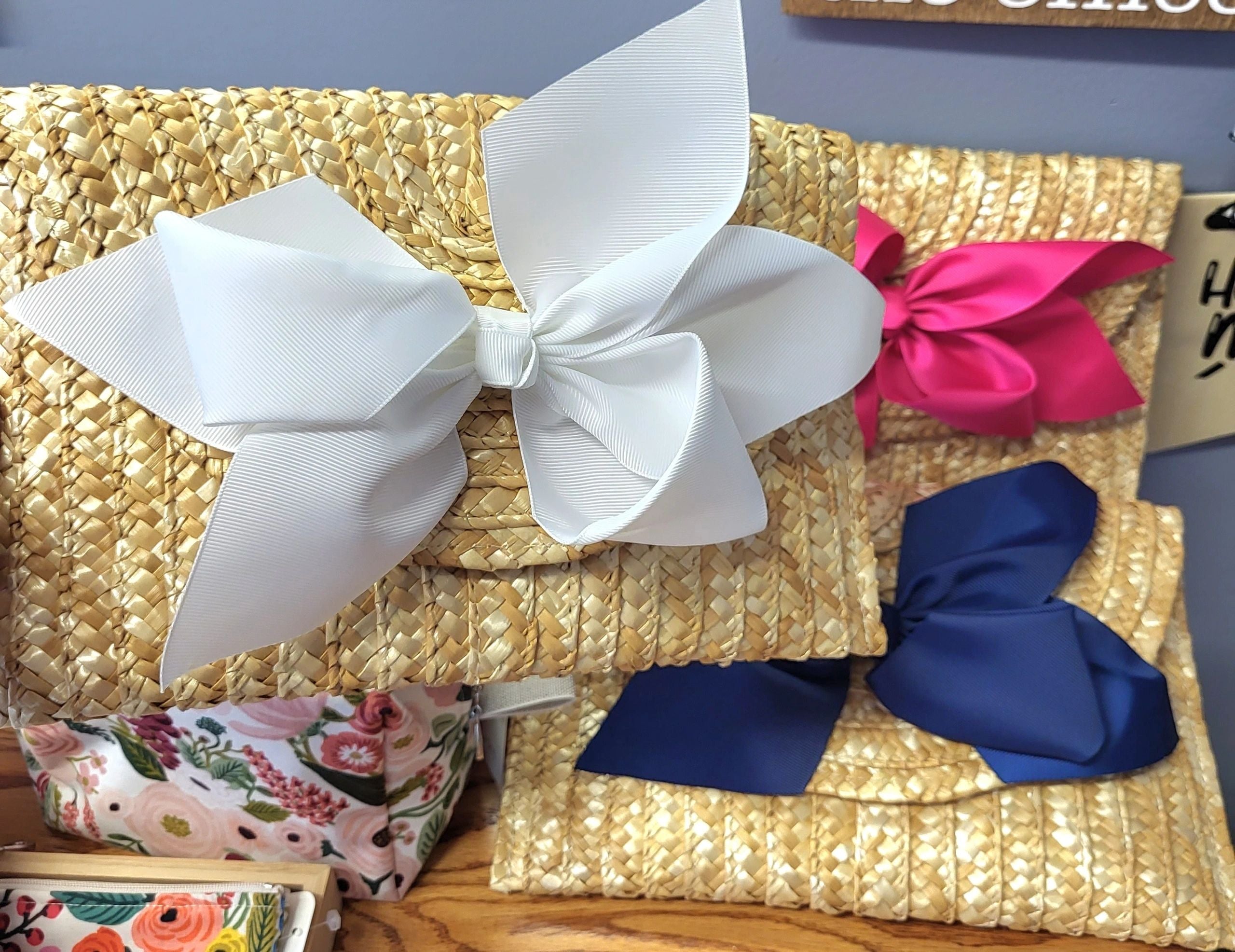 The Vineyard Straw Clutch with Interchangeable Bow - White.