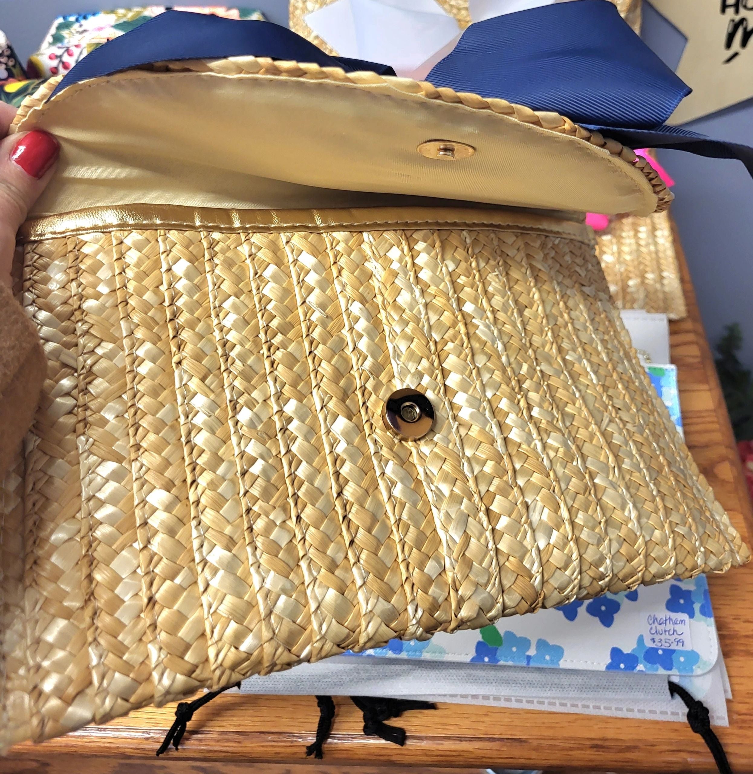 The Vineyard Straw Clutch with Interchangeable Bow - Hot Pink