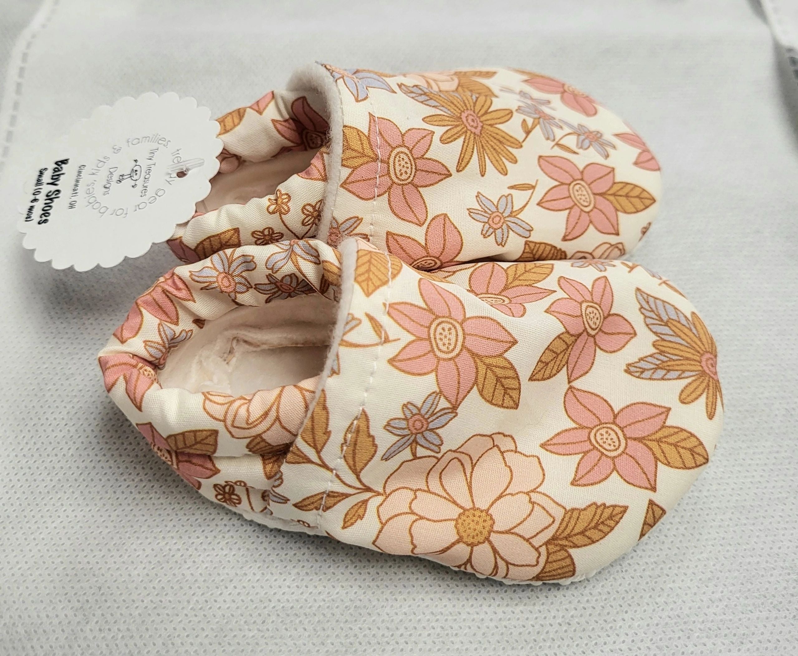 Cotton Baby Shoes in Retro Flowers 0-6 Mos.