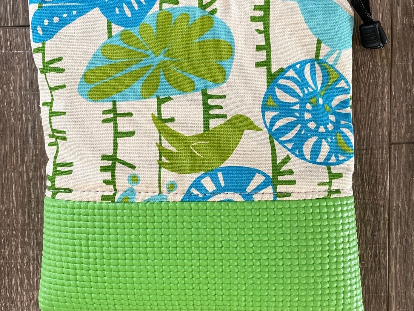 Crossbody Bag in Stella Green Bird Print