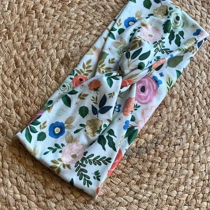 Garden Floral Knit Twist Headband