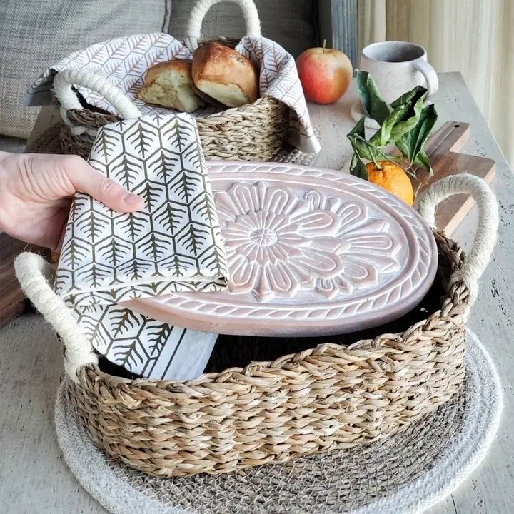 Bread Warmer & Wicker Basket - Flower Oval