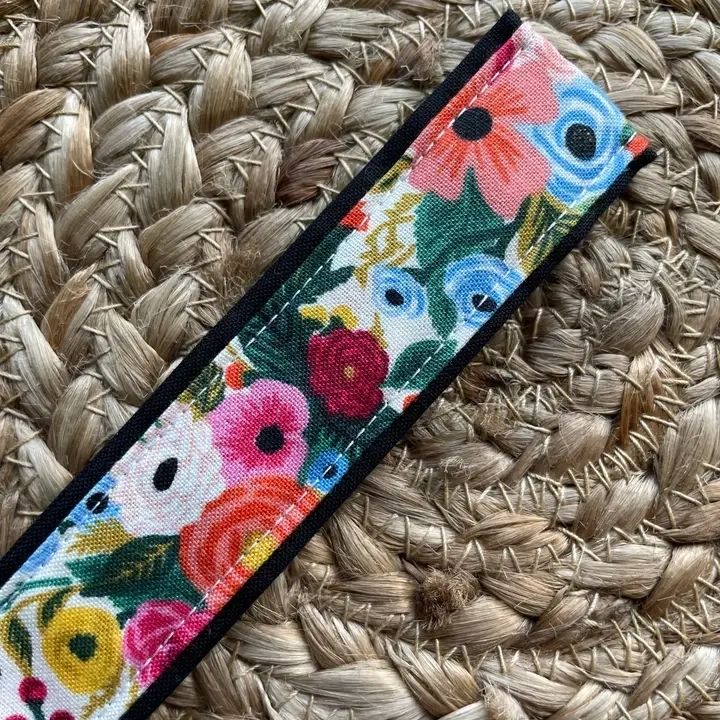 Bright Wildflower Keychain Wristlet